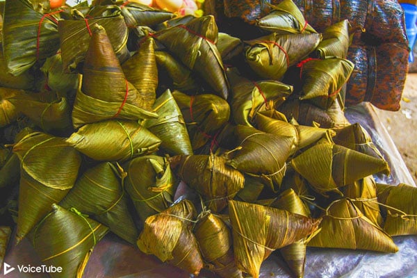 sticky rice dumplings for dragon boat festival